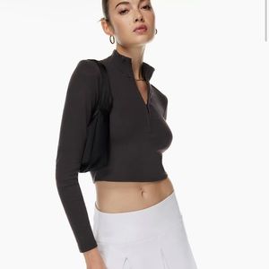 NWOT Aritzia’s Sunday Best cropped quarter zip